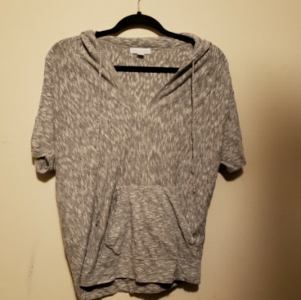 Grey hoodie v-neck shirt
